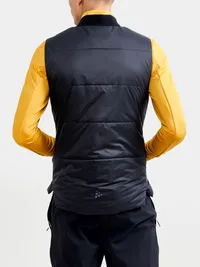 1910986-999000_CORE Light Padded Vest M_Closeup2.jpg